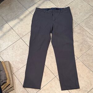 Vineyard Vines Men's Dark Gray Chinos